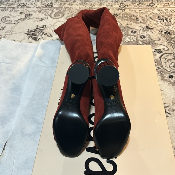 Selling never used Roberto Cavalli open toe boots. - Picture 5 of 10